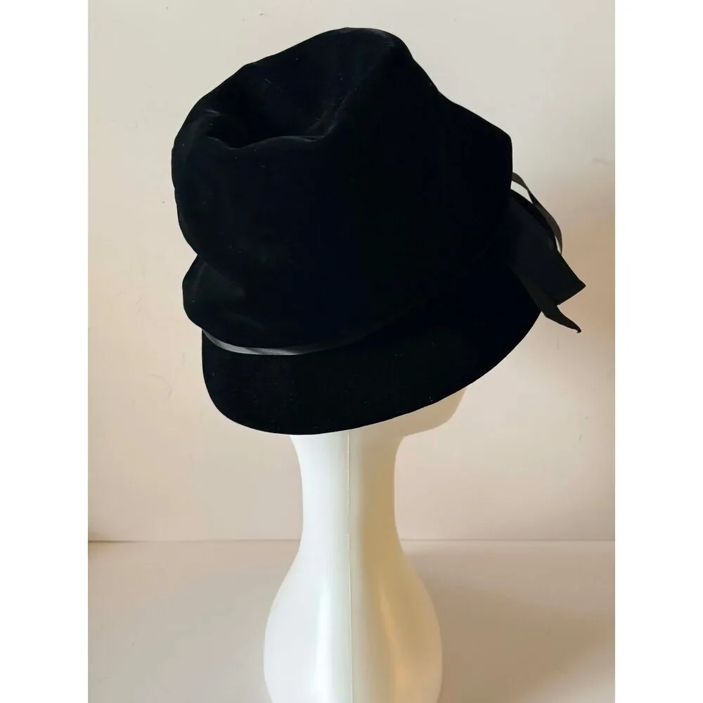 1950s Christian Dior Chapeaux Vintage Hat – Black Velvet Ribbon Trim Bucket Hat